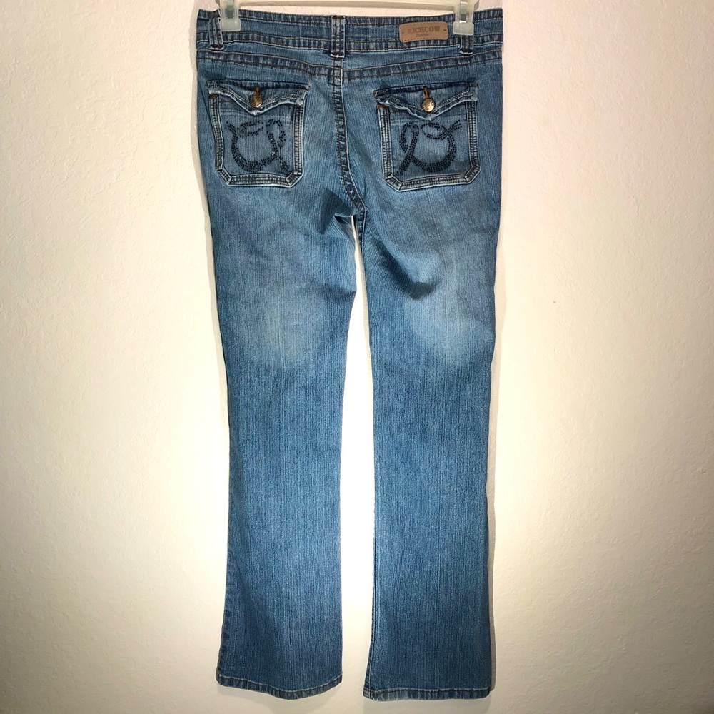 Juniors Straight, Flare, Bootcut, Slight Bell Bottom Medium Wash Blue Jeans